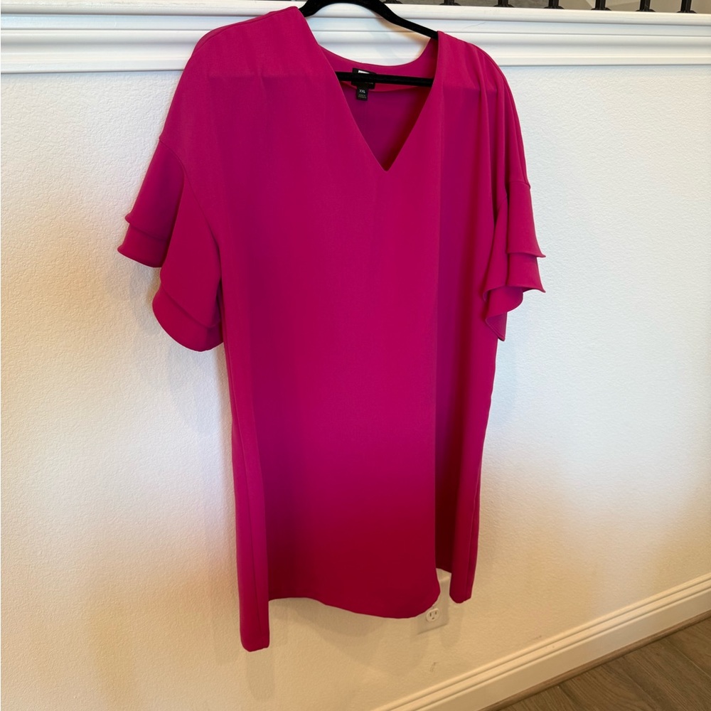 Elegant Pink V-Neck Women's Top
